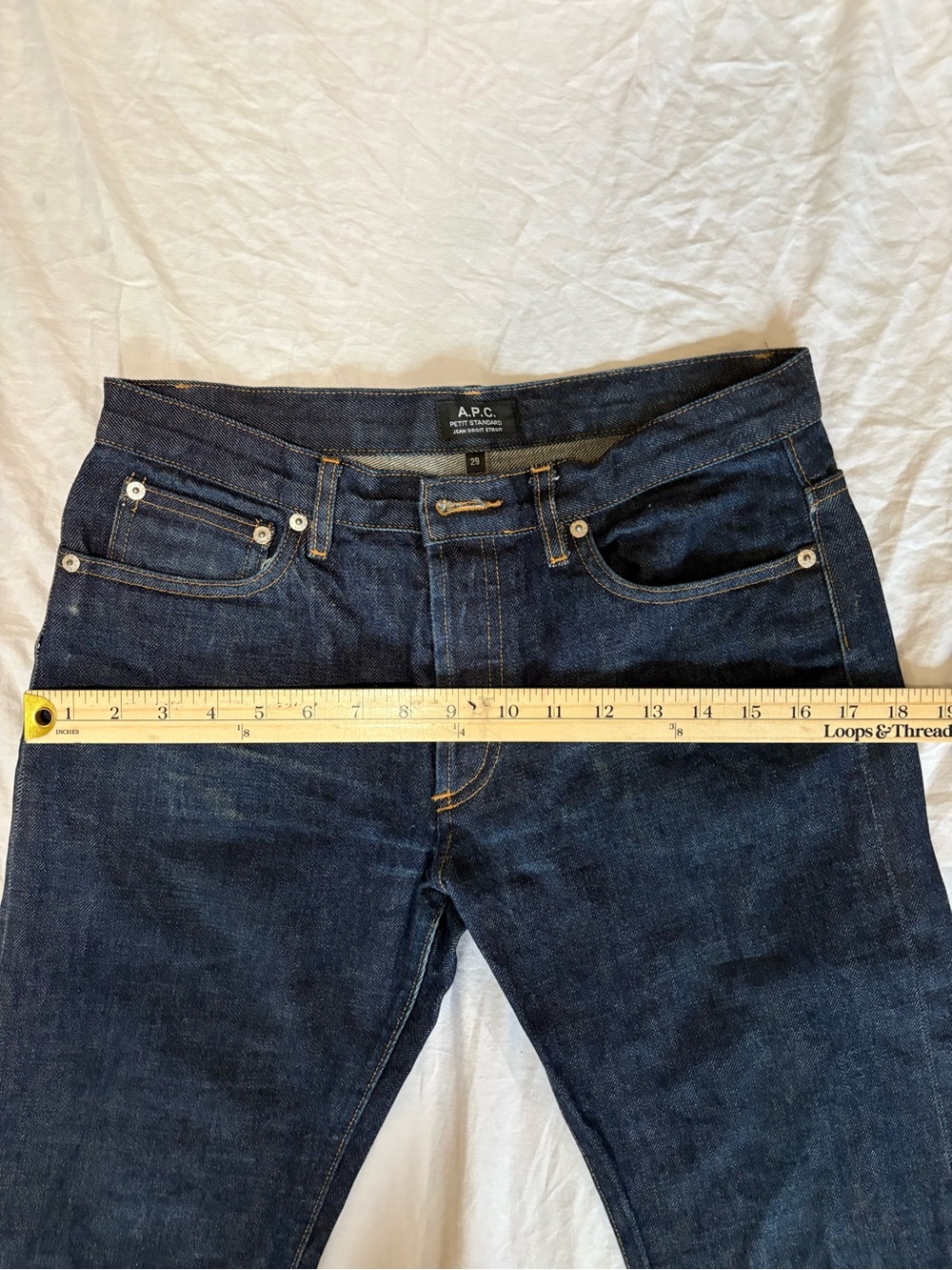A.P.C. Petit Standard Jean Droit Etroit Raw Denim Japanese